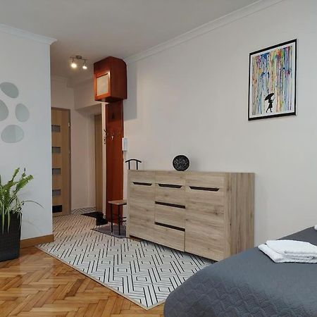 Domin Domin Apartman Częstochowa Kültér fotó