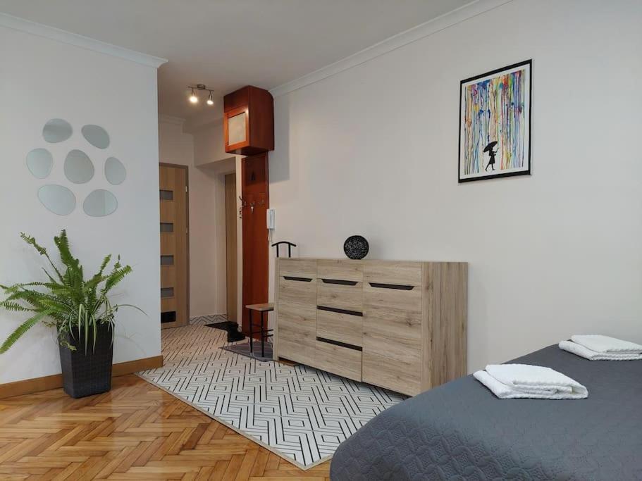 Domin Domin Apartman Częstochowa Kültér fotó